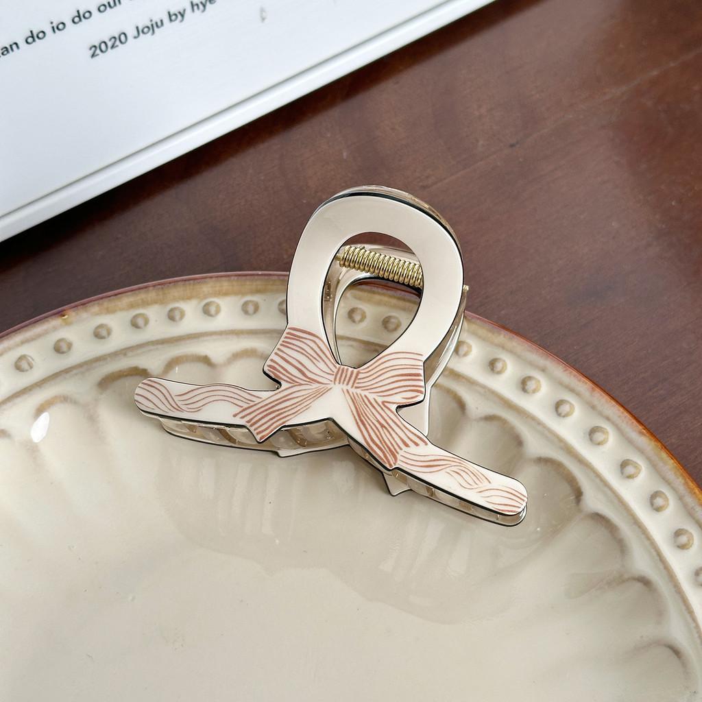 

Элегантный зажим для волос Краб в горошек с очаровательным бантом для ежедневного использования Brown Stripe Small