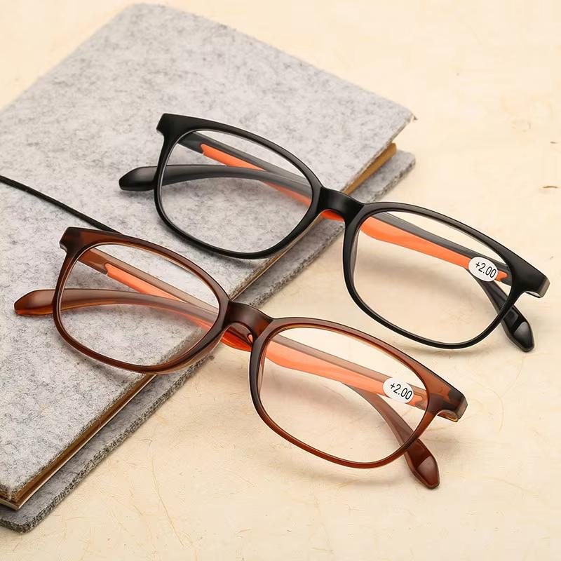 Occhiali da lettura ultraleggeri Donna Uomo TR90 Flessibili Lenti chiare Occhiali da presbite +1.0 A 4.0 Occhiali da lettura per anziani