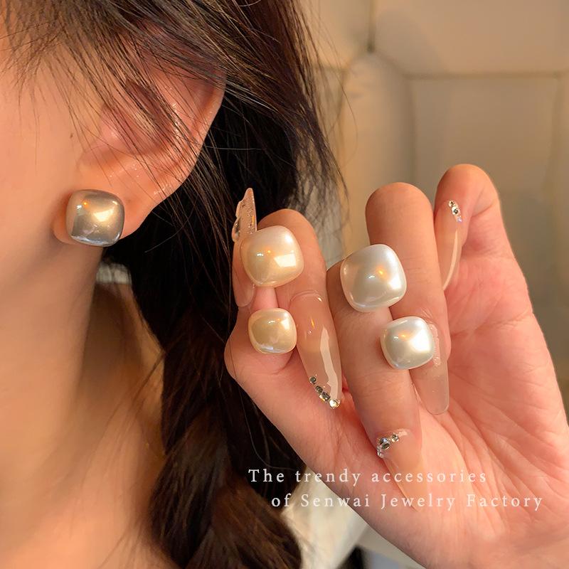 ins style square pearl stud earrings women's simple niche temperament high-end earrings exquisite versatile explosive ear jewelry