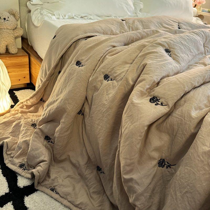 Colcha de Verano Japonesa Minimalista y Moderna Color Café Algodón Lavado Individual con Aire Acondicionado, Lavable a Máquina