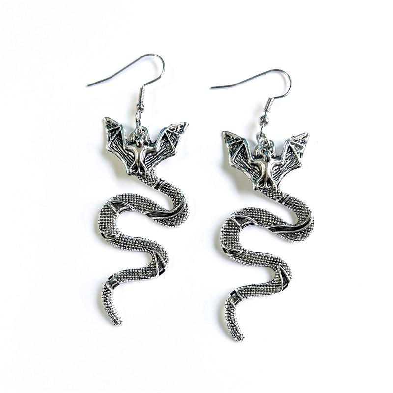 Unisex Punk Ohrringe: Gothic Schädel, Fledermaus, Schlange, Spinne, Mond, Rose und Motte