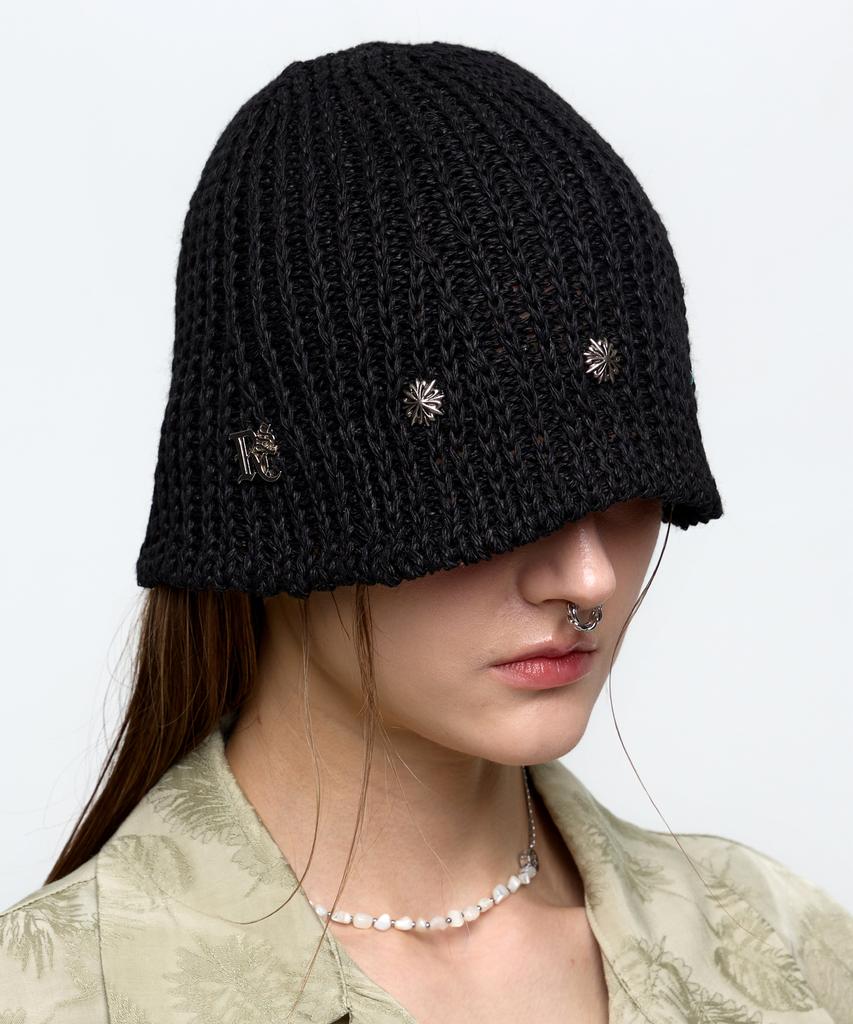 Aleseueseussi Rivet Bucket Beanie - Black