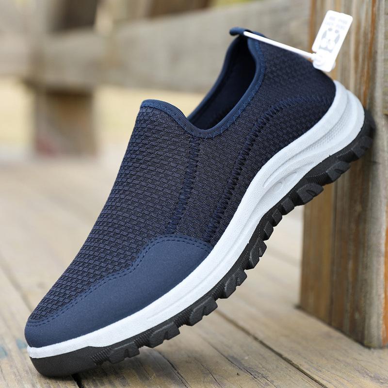 Spring and summer round head mesh sports shoes flying weaving fashion trend sports and leisure shoes