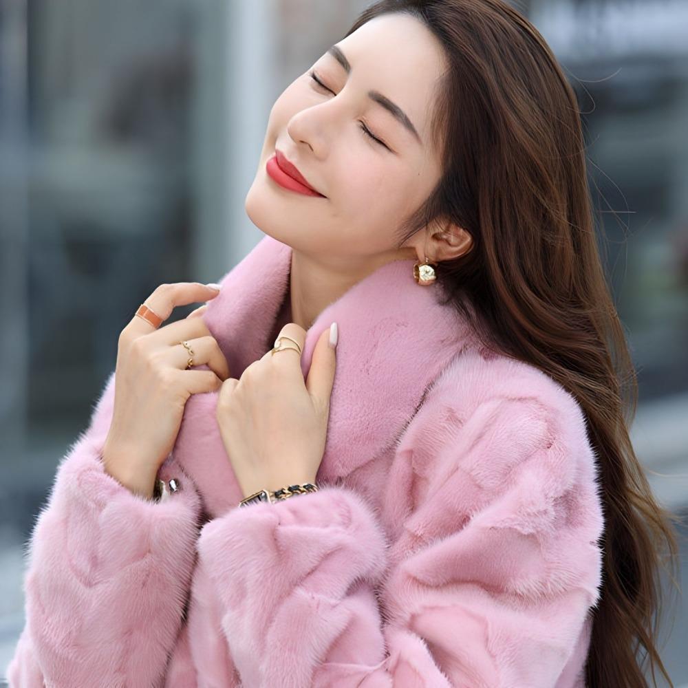 New Fur Real Mink Fur Patchwork Mink Coat Genuine Leather Fur Mink Short Pink Mink Real Mink Send Mom and Wife