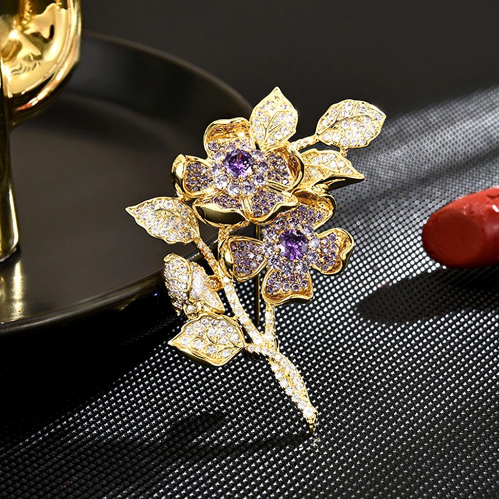 Ladies' Light Luxury Design Elegant Flower Brooch Fashionable And Versatile Niche Design Sense Flower Brooch Daily Accessories