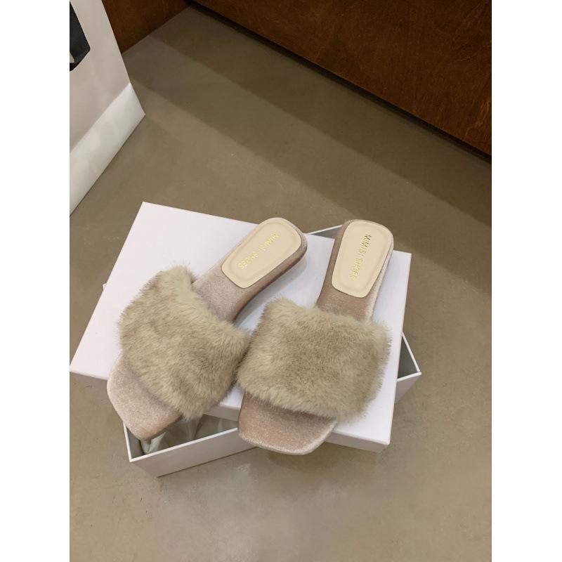French Evening Breeze with Fluffy Slippers for Women's Wear 2025 Spring and Autumn New Imitation Mink Hair Low-heeled Sandals
