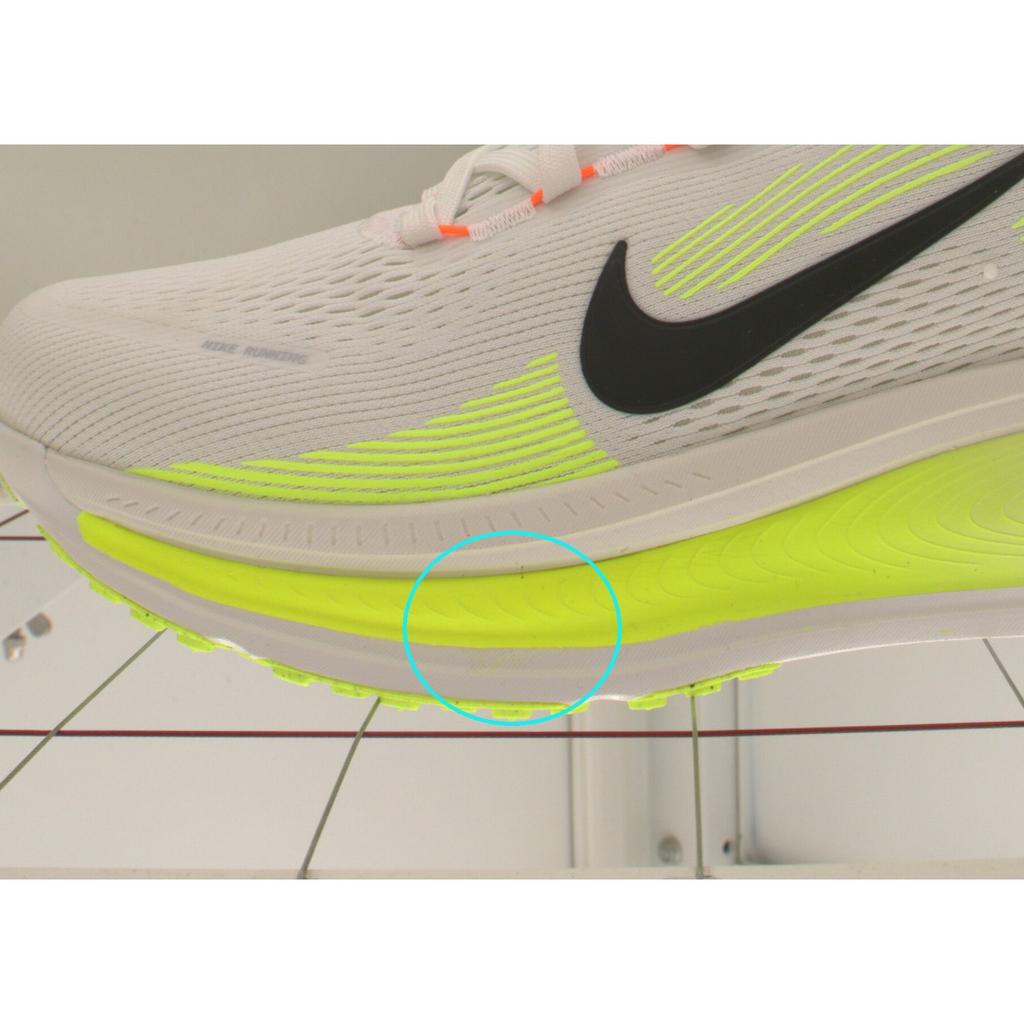 Pre-owned Nike Vomero 18 HM6803-120-P26103553665292