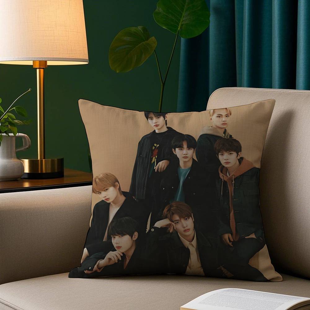 Kpop E-Enhypens Pillow Case Short Plush Print Cushion Cover Square Throw Pillow Covers Sofa Home Decor