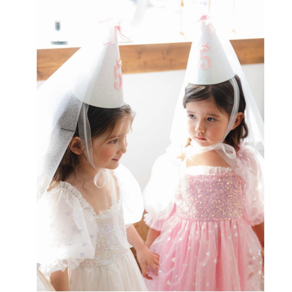 Clothing, Shoes & Accessories > Kids > Girls > Accessories