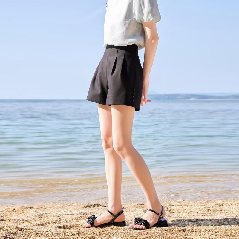 Qiushui Yiren Women s High-Waist A-Line Shorts S