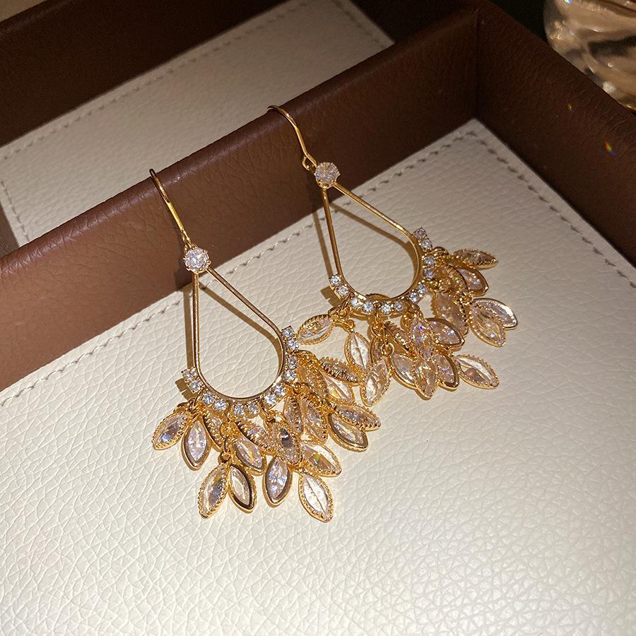 

K real gold electroplated zircon water drop fringed earrings light luxury high-end temperament ear hooks exquisite court style earrings