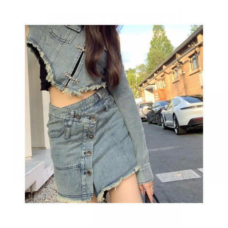 

Spicy Girl Denim Jacket & Frayed Mini Skirt Set - Women s Casual Street Style. M