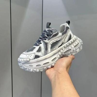 2025 neue Herrenschuhe Sommer atmungsaktives Mesh Dad Sport Freizeit Laufen Plateau Reifen Schuhe Jugend Trendschuhe