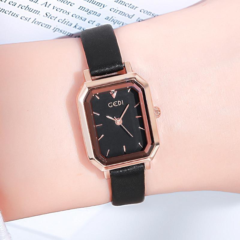 

Womens Minimalist Quartz Watch With Water Resistant Leather Strap For Casual Fashion