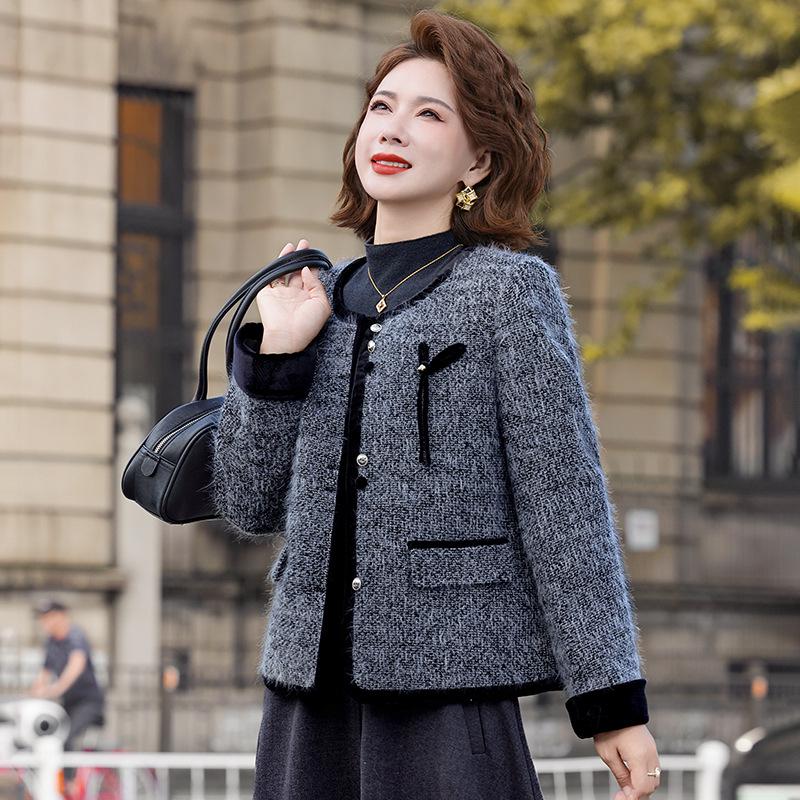 

New Stylish Faux Fur Short Jacket for Middle-Aged & Elderly Women - Thickened, Cotton-Padded Winter Wear XL (90-105 jin) серый