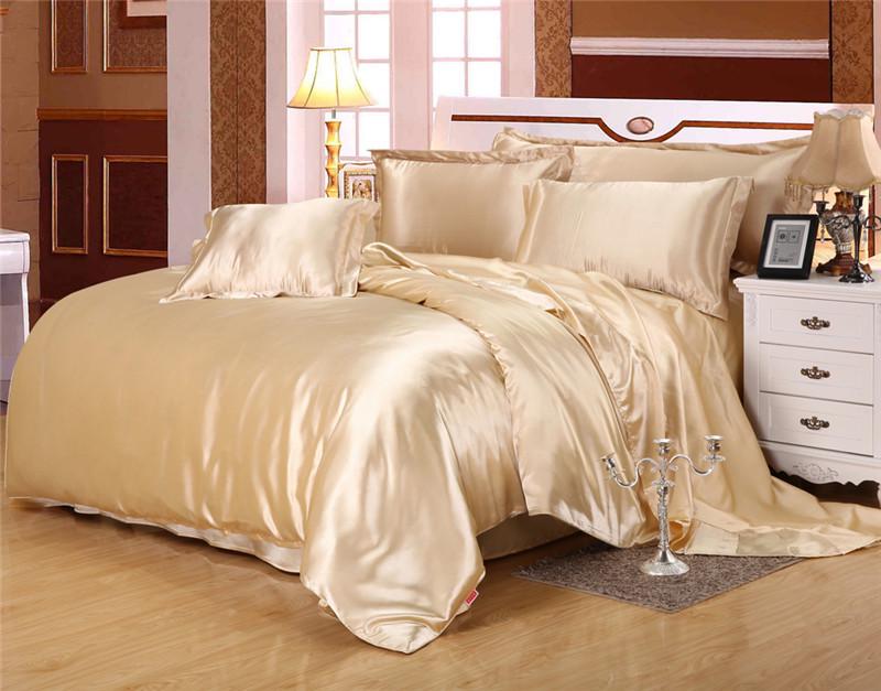 Red Wedding Four-Piece Set: Imitation Mulberry Silk Duvet Cover and Bed Sheet in Solid Color, Double Size, Faux Tencel Tribute Satin.