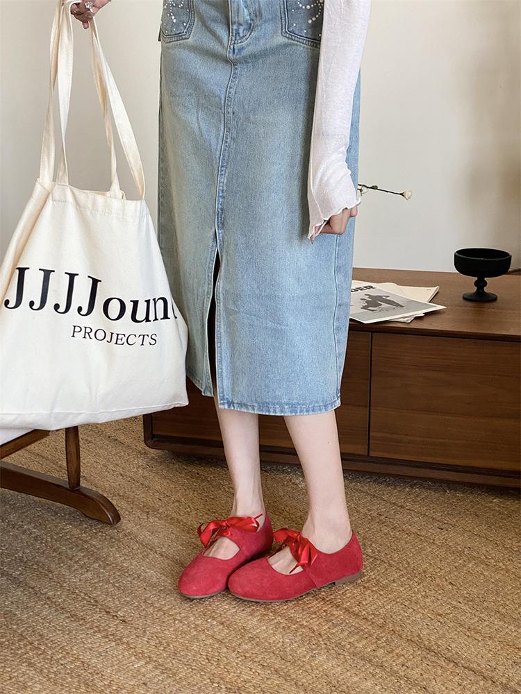 Leather French retro Mary Jane shoes shallow mouth single shoes women's 2025 round head non-slip Birken one-word buckle beanie shoes tide