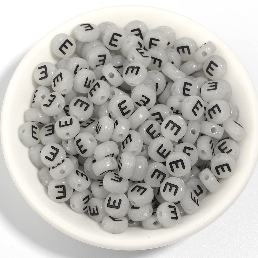 100pcs 7mm Acrylic Luminous Beads Flat Round Alphabet Loose Spacer Beads For Jewelry Making DIY Bracelets Necklace Accessories