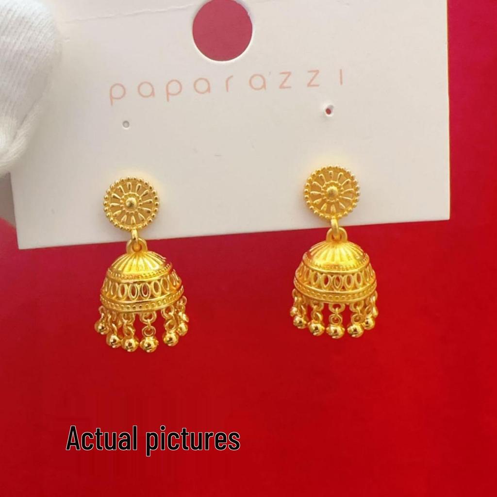 Bohemian Gold Tassel Stud Earrings: Ethnic Style Filigree with Imitation Three Golds – High-End Ear Accessories.