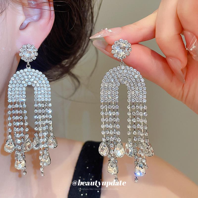Elegant Rhinestone Teardrop U-Shaped Tassel Earrings for Women - Exquisite, High-End, Fashionable Statement Jewelry