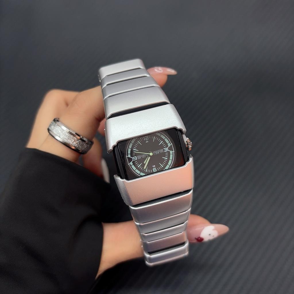 Millennium Retro Style × Black Technology Niche Design High Face Electronic Watch Unisex Outdoor Sports