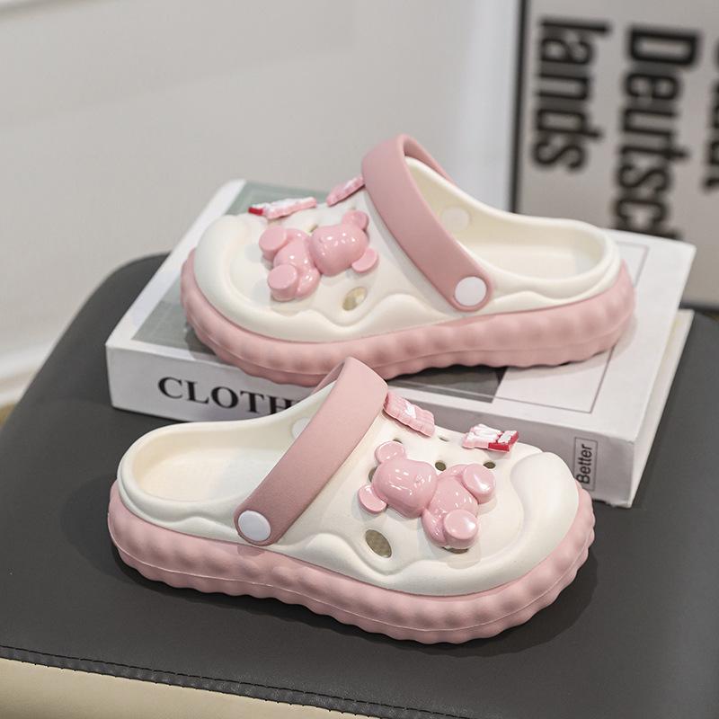 

2025 Summer Kids Clog Shoes: Soft Sole Cartoon Slippers for Home & Outdoor 26/27