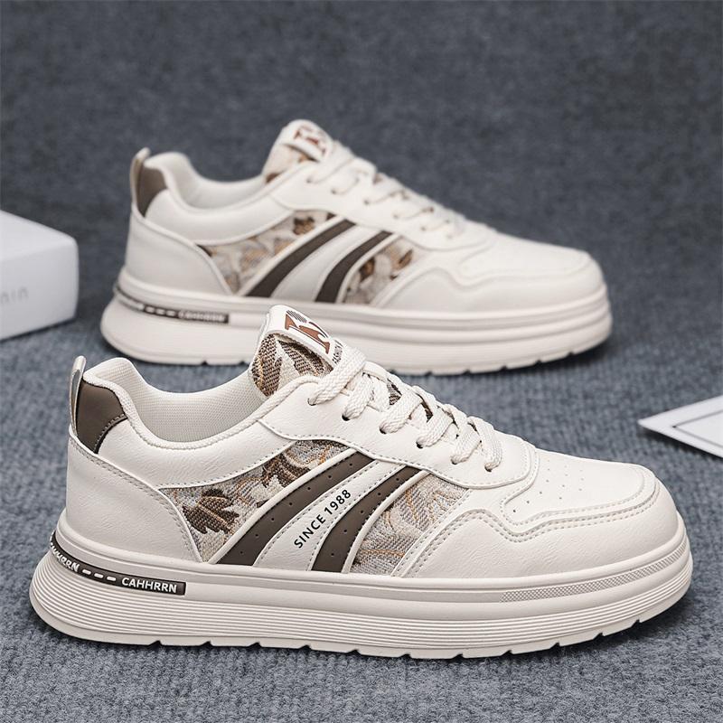 New Men's Classic Fashion Low Top Thick Sole Skateboarding Shoes Comfortable Soft Sole Basketball Sneakers