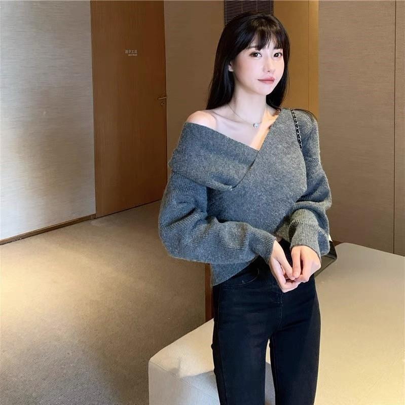 Women's Korean Style Cross V-Neck Sweater - Plain Color, Loose Design, Long Sleeve Knitwear for Autumn/Winter 2026.