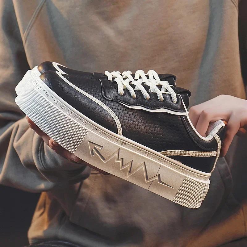 Fashion Men's Sneakers Fashion Skateboard Shoes Light Leather Casual Shoes for Men Lace Up Vulcanize Shoes Platform Shoe Tenis Masculino
