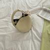 The Handbag Is A Fashionable and Simple Bucket Bag with A Niche Design and A Crossbody Bag