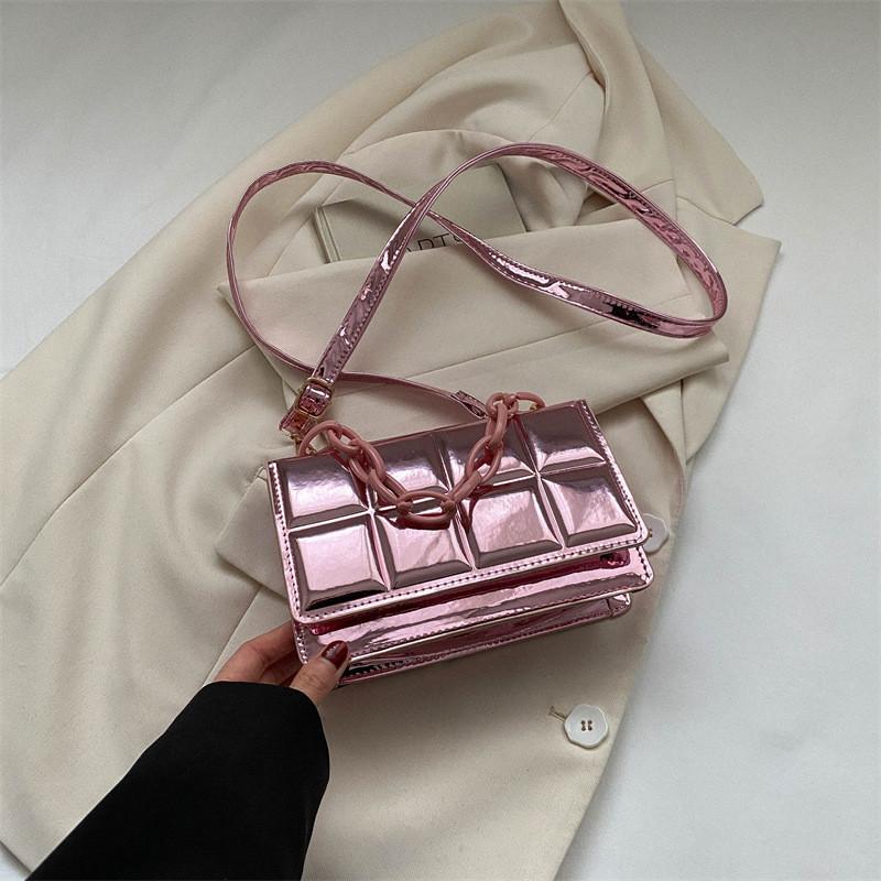 Street Style Chic Handbag For Daily Use With Single Strap And Cell Phone Pocket розовый