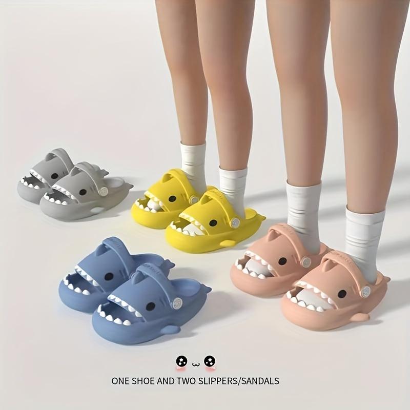 ZXCDINO Suitable for Boys and Girls Adorable EVA Shark Design Clogs, Breathable Lightweight Non Slip Soft Sole Slippers, Kids Footwear