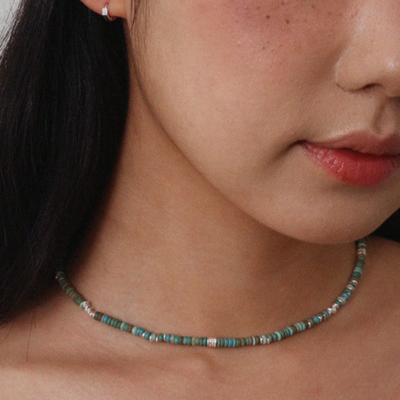 Weniger ist mehr Perlen grünes Halsband