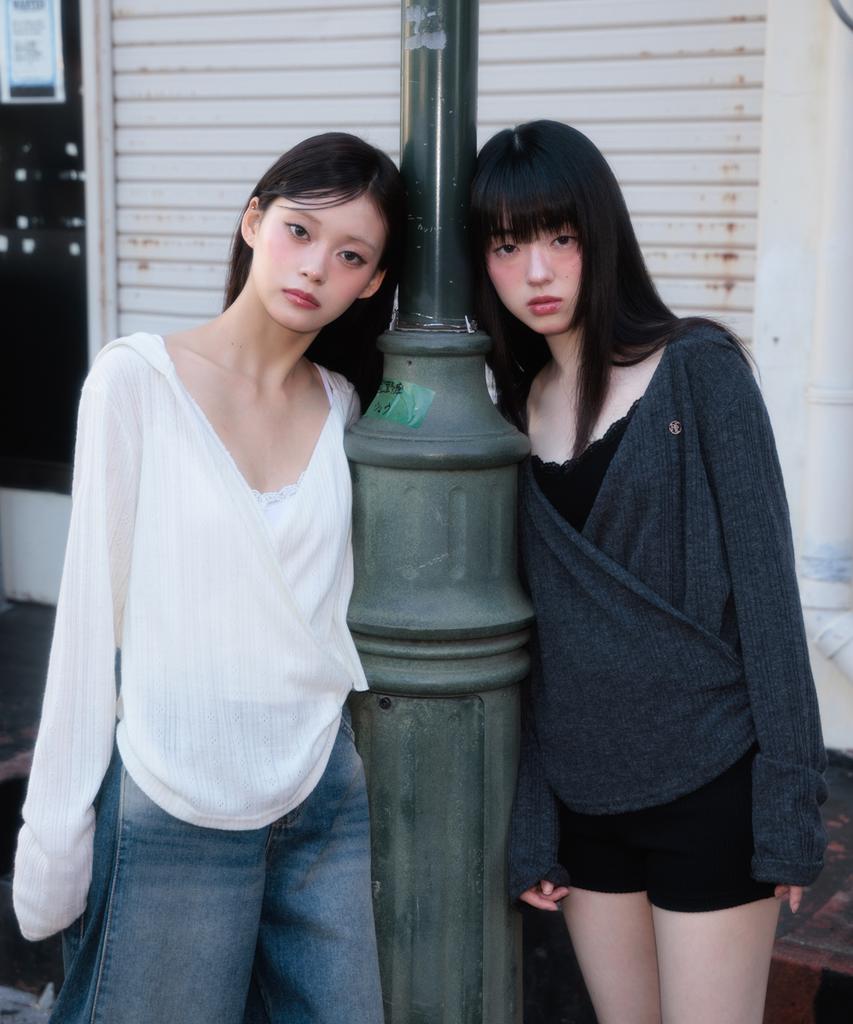 ROSEFRANTZ Wrap Shirring Hood Long Sleeve [Ivory]