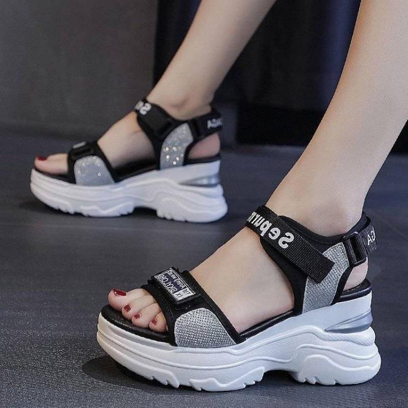 2025 summer foreign trade slope heel sandals women platform versatile muffin shoes heightening fashion Internet celebrity super fire sandals women