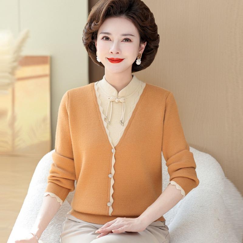 Mom's autumn and winter vacation two-piece knitted bottoming shirt medium old girl cheongsam collar plush thickened sweater