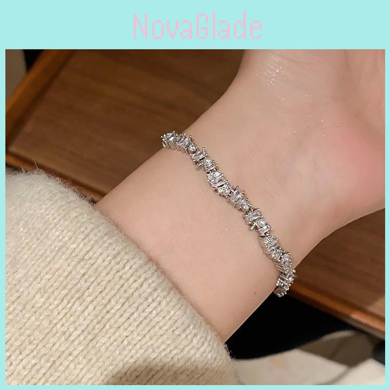 No Ip Included Womens Geometric Pearl Bracelet With Zirconia Accents For Fashion And Gift