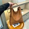 Light Luxury PU Solid Color Hasp Hot Sale Shoulder Bags 2026 High Quality Large Capacity Unique Design Crossbody Bags for Women