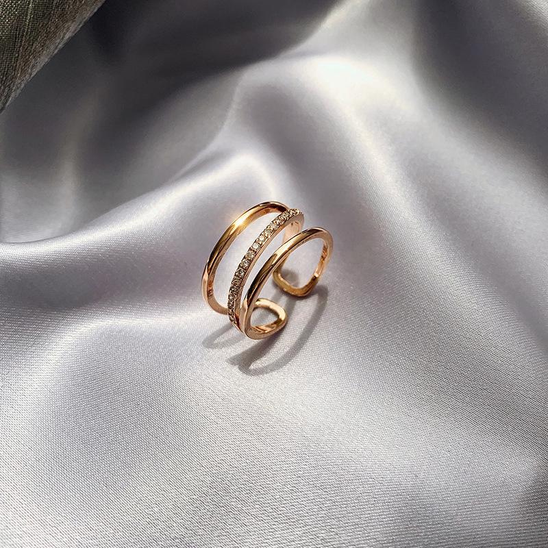 Women's Silver Micro-Pavé Diamond Index Finger Ring - Korean-Japanese Light Luxury Design