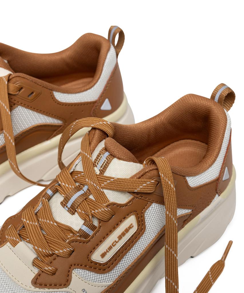 Akiii Classic Bumper Trainer Saddle Brown