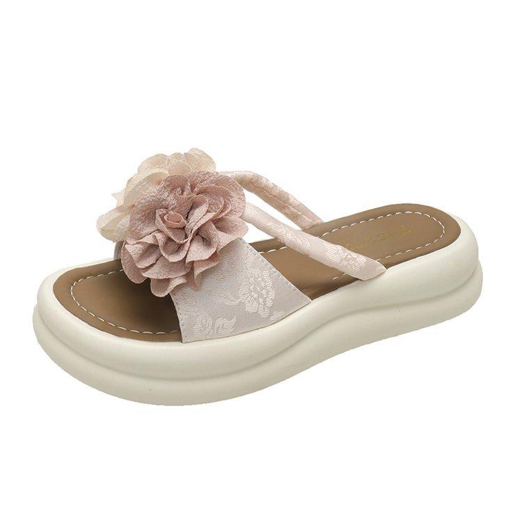 Premium Sense New Chinese Style Go Out Slippers Girl 2025 New Summer Fashion Wear Super Fairy Wind Cool Slippers