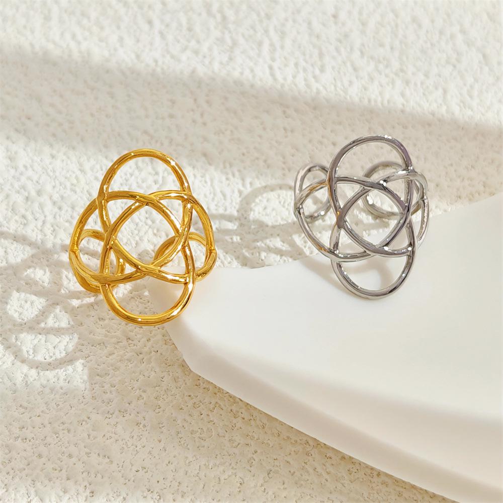 Stylish Retro 18K Gold-Plated Stainless Steel Open Ring - Elegant Titanium Steel Jewelry