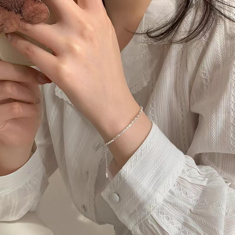 High-End Geometric S925 Sterling Silver Bracelet for Women - Light Luxury Niche Design, Pure Silver Hand Jewelry Gift