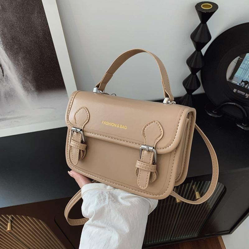 

Winter new popular small bags women s fashion retro messenger bags simple portable small square bags хаки