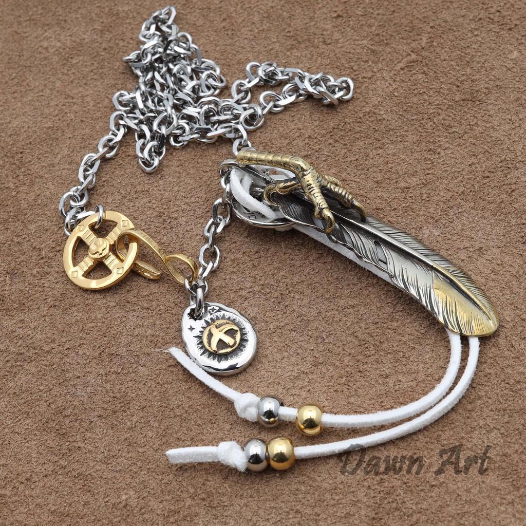Dawn Art Ожерелье из перьев Dawn Art, модель-знаменитость, очень большое перо, серебро, золото, замок-колесо, толстая квадратная цепочка, комплект