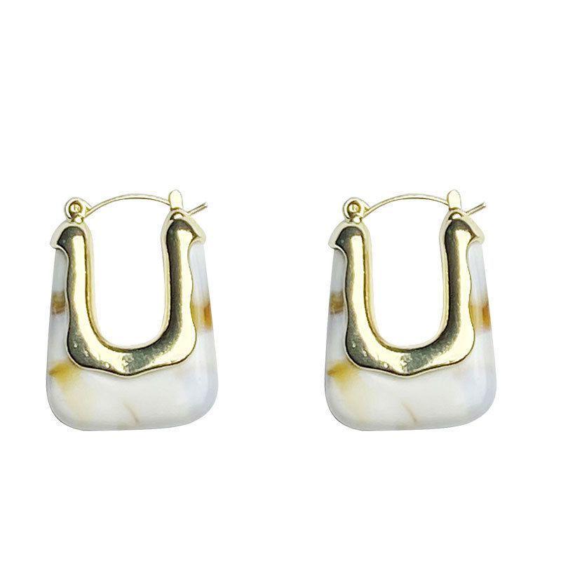 European Retro U-Shaped Stud Earrings - Elegant French Maillard Style