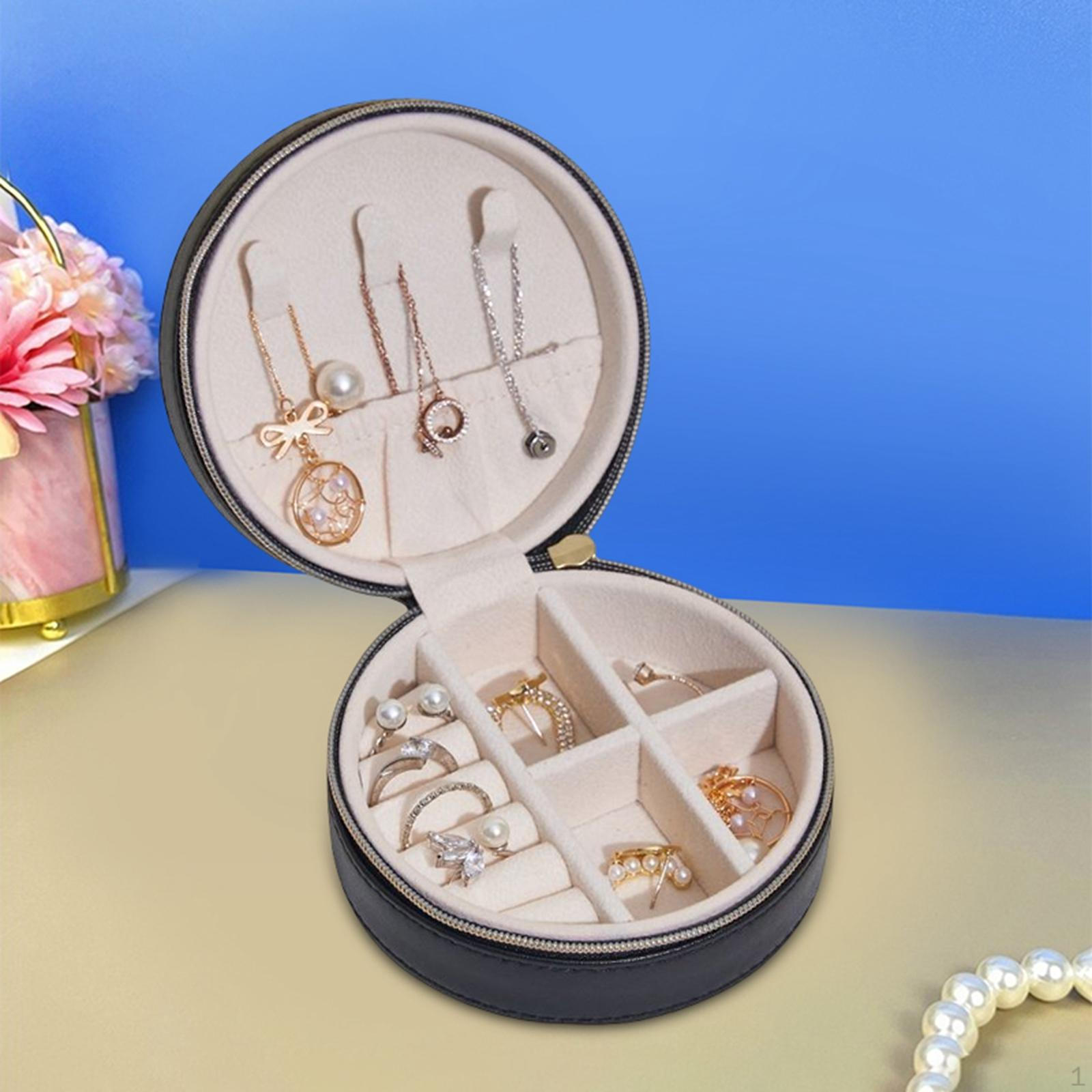 

Elegant Faux Leather Jewelry Storage Box for Rings and Bracelets