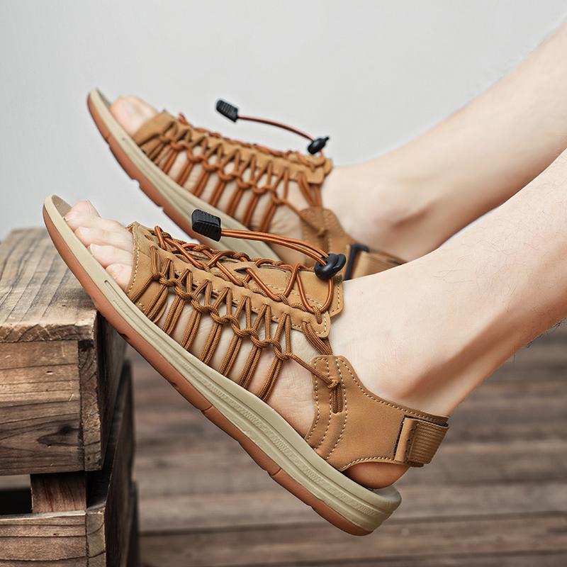 Fashion Beach Casual Men's Shoes Fashion and Personalized Handmade Style Design Outdoor Leisure Street Walking Summer Sandals New