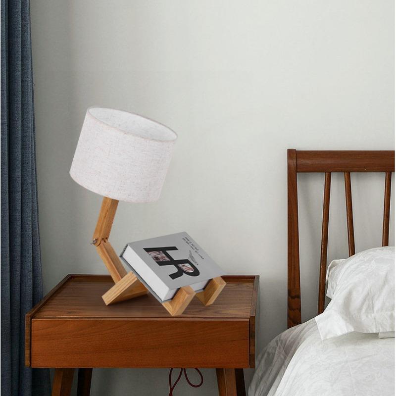 Massivt trä Robot Creative Skrivbordslampa Sovrumslampa