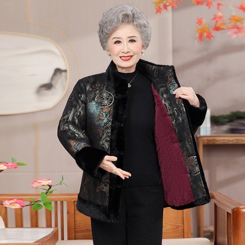 Middle-aged elderly winter clothing fur integrated fleece thickened female grandma mother fleece jacket elderly warm clothes female